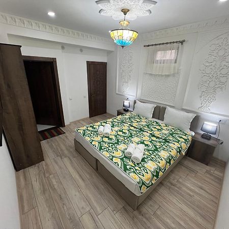 Everland Guest House Buxoro Ngoại thất bức ảnh