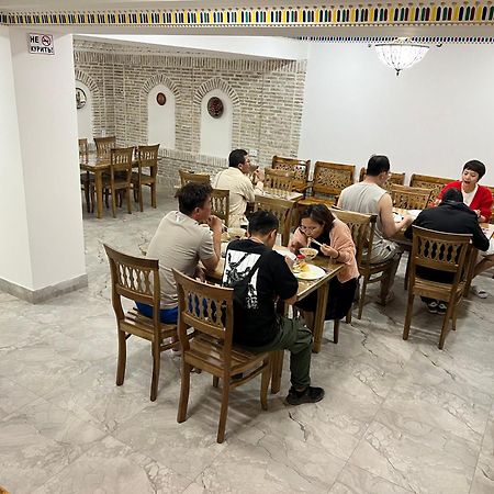 Everland Guest House Buxoro Ngoại thất bức ảnh