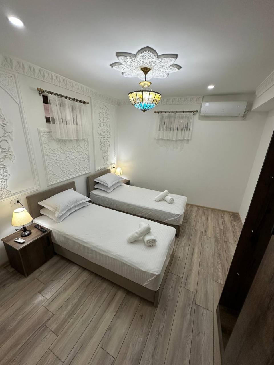 Everland Guest House Buxoro Ngoại thất bức ảnh