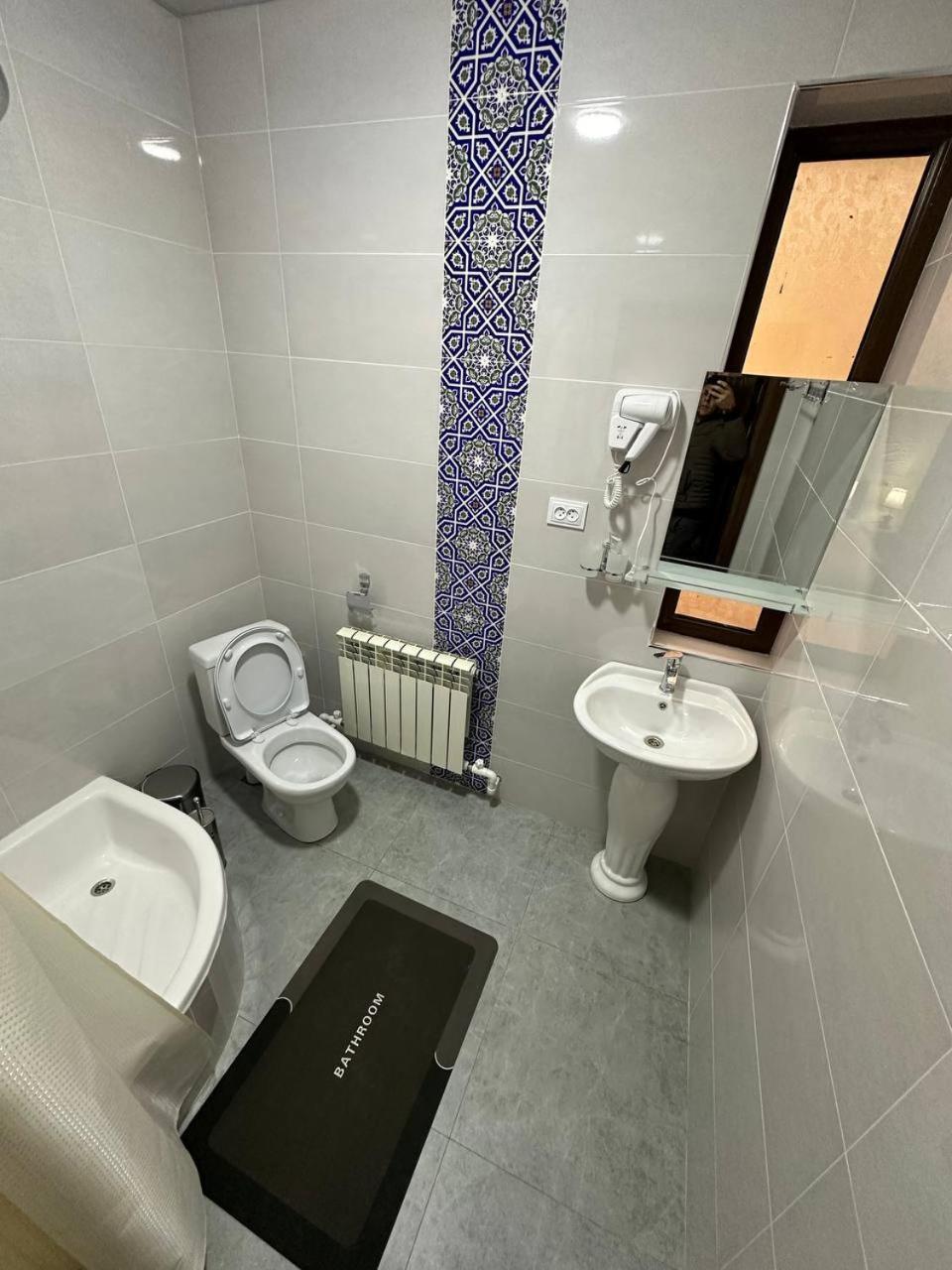 Everland Guest House Buxoro Ngoại thất bức ảnh