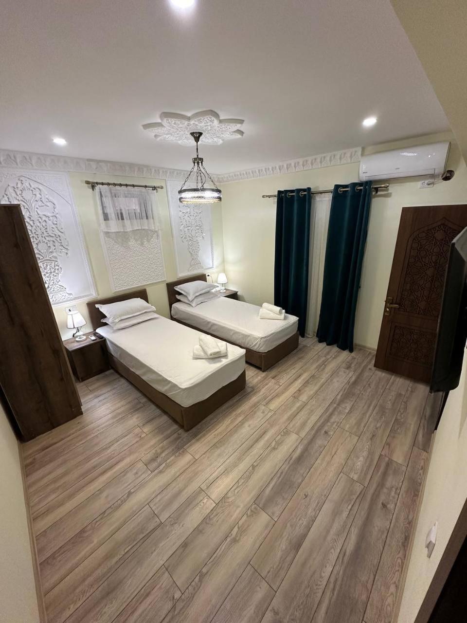 Everland Guest House Buxoro Ngoại thất bức ảnh