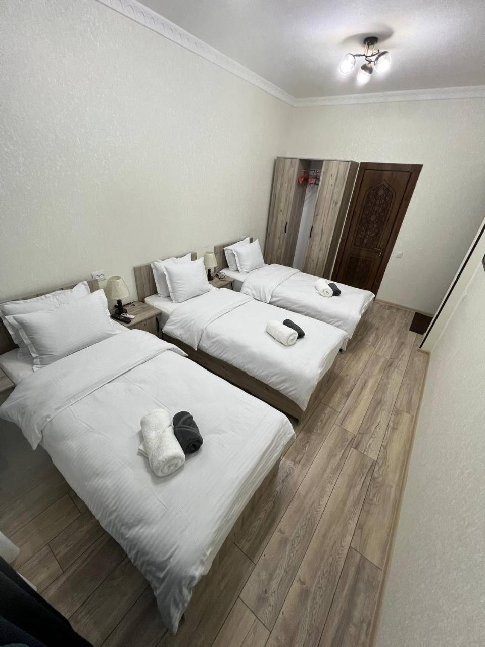 Everland Guest House Buxoro Ngoại thất bức ảnh