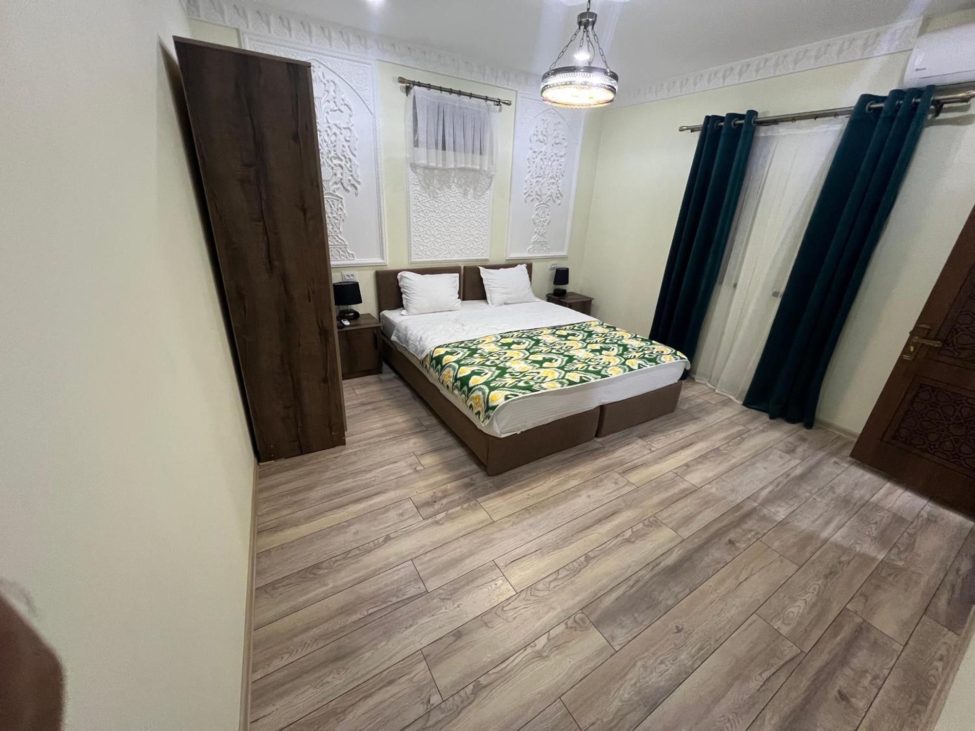Everland Guest House Buxoro Ngoại thất bức ảnh