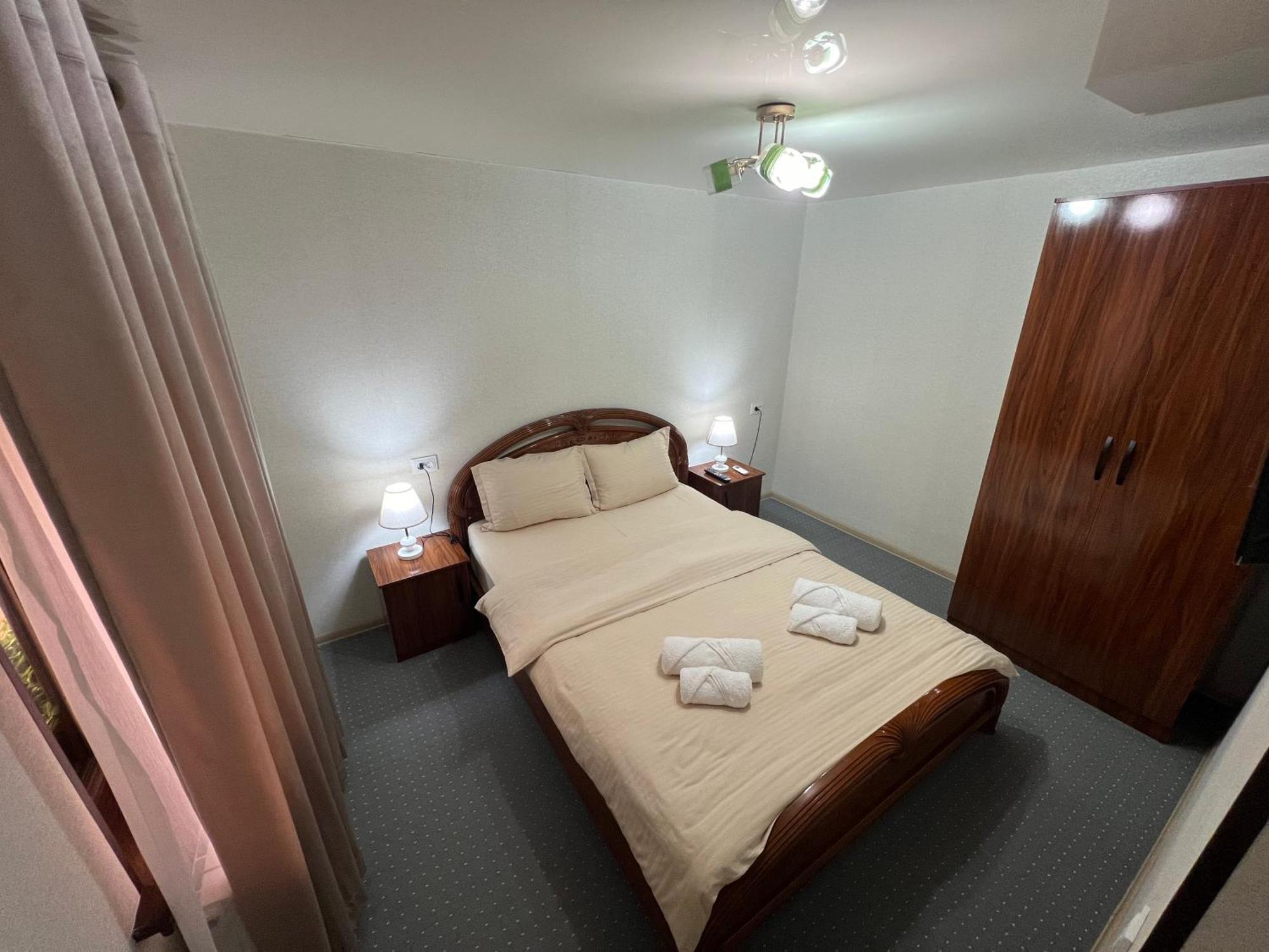 Everland Guest House Buxoro Ngoại thất bức ảnh