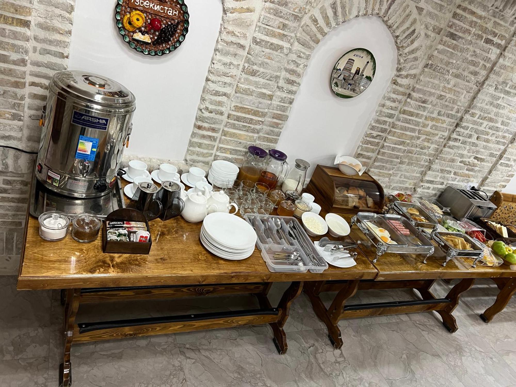 Everland Guest House Buxoro Ngoại thất bức ảnh